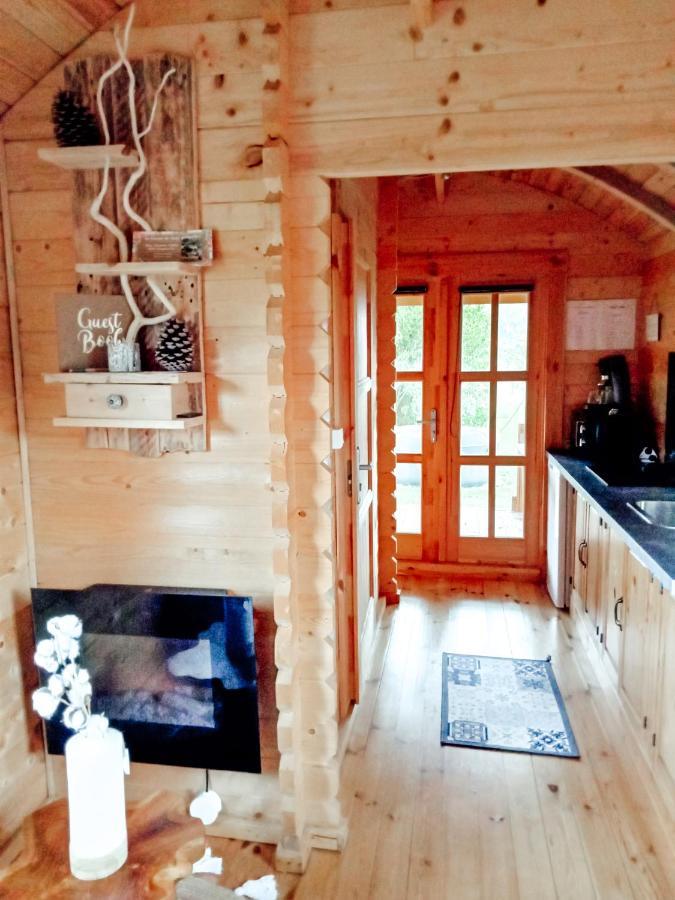 Le Studio Du Pressoir Gisay Zewnętrze zdjęcie